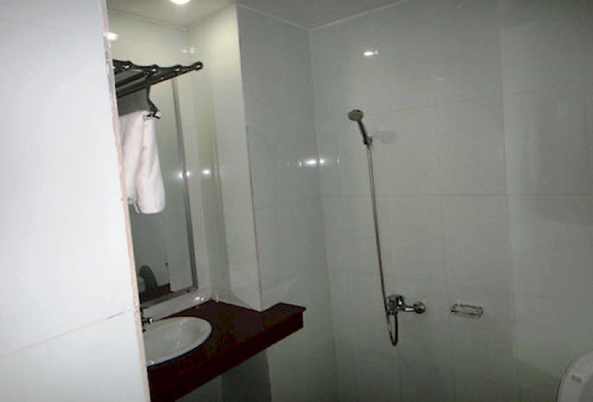 Nyny Hotel كامبوت المظهر الخارجي الصورة