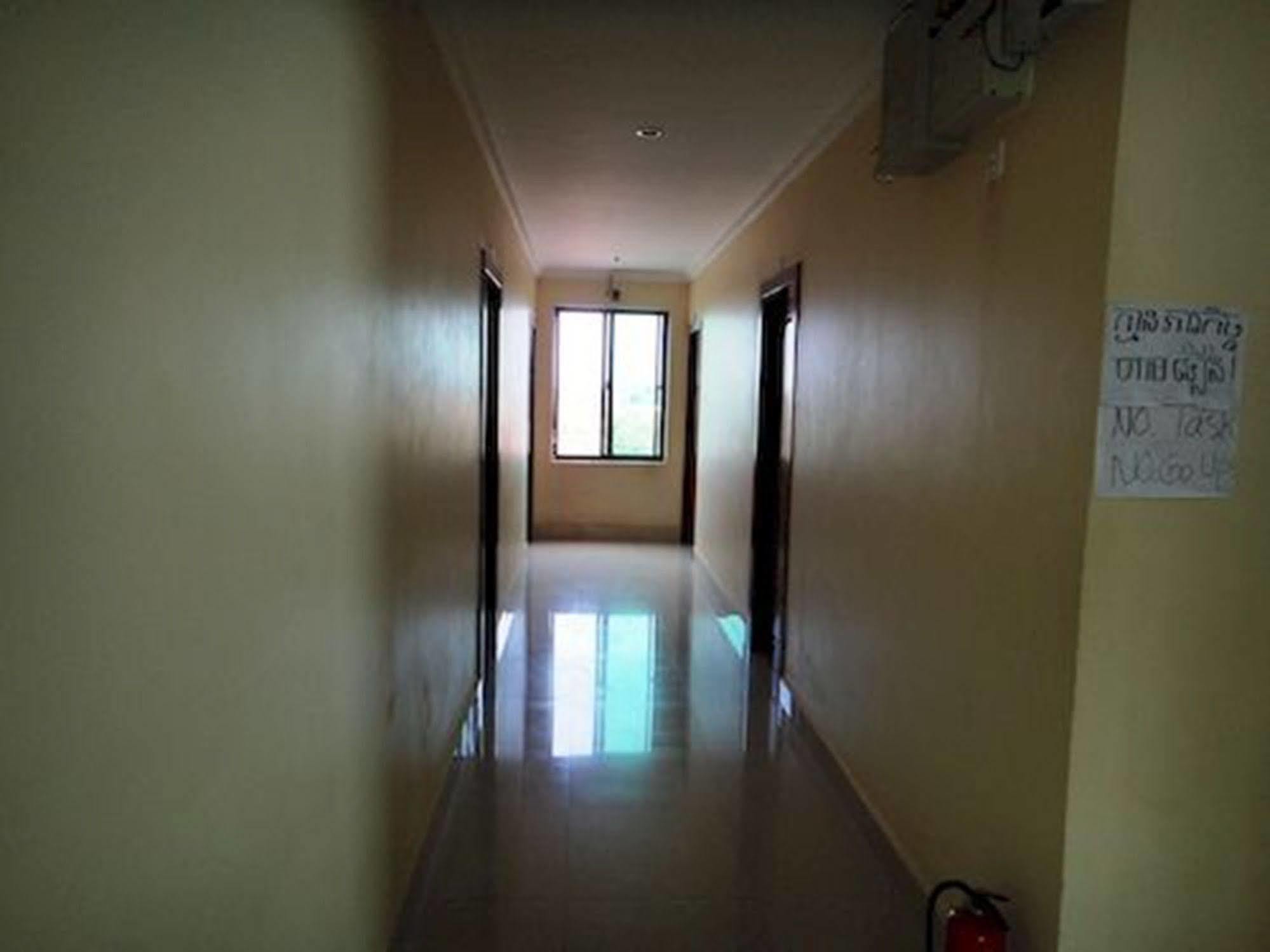 Nyny Hotel كامبوت المظهر الخارجي الصورة